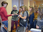 Представитель Челябинского общественного эко-движения «Время Че» в областной юношеской библиотеке